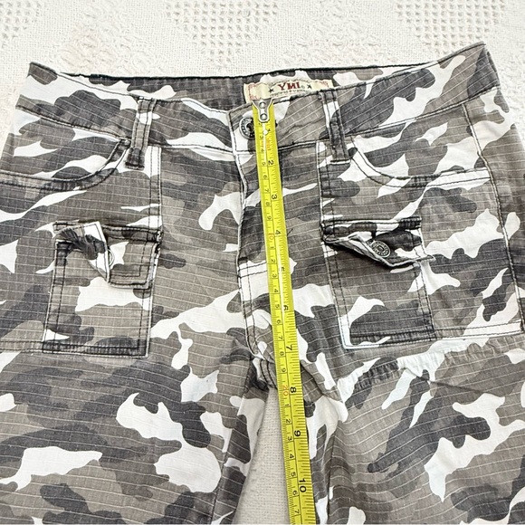 Y2K YMI Bootcut Camo Pants (5) - Picture 8 of 8